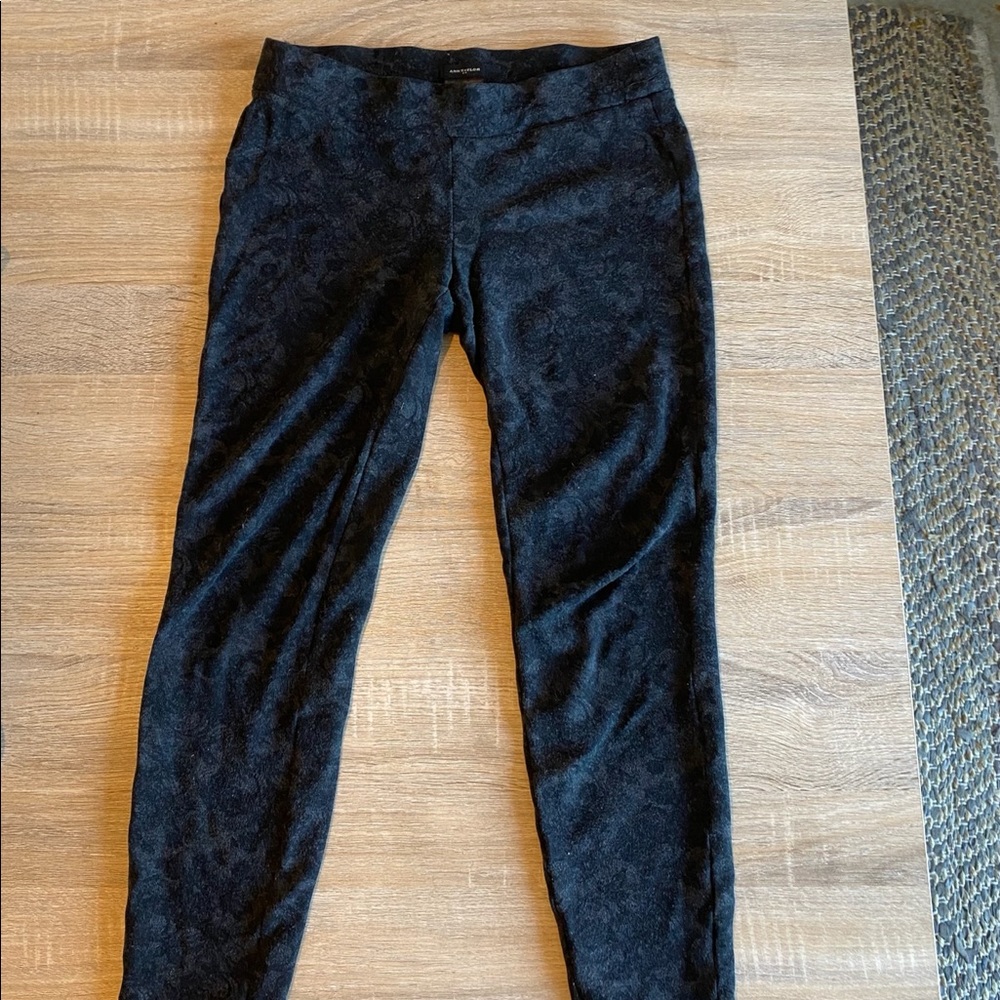 Anne Taylor Sz S Black Grey Floral Paisley Work Leggings